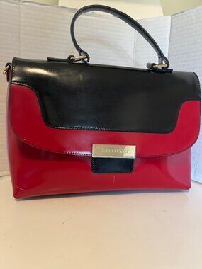 A Bellucci leather satchel bag.